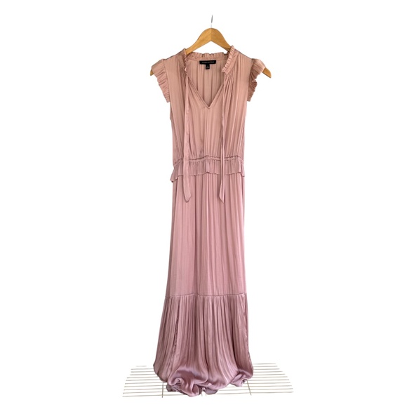 Banana Republic Dresses & Skirts - Banana Republic Soft Satin Maxi Dress – Blush Pink, Size 2, EUC